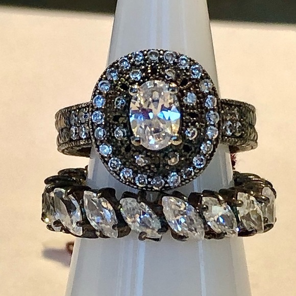 Vintage Antique Style Sterling Silver and Faux Diamond 2 Ring Set - Picture 11 of 11